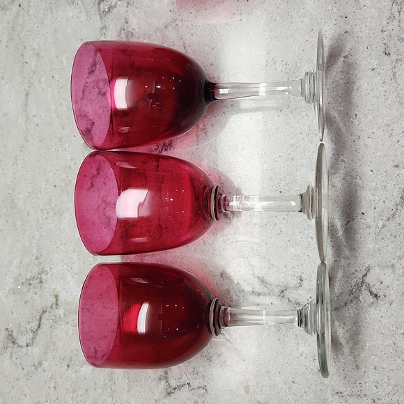 4 Cranberry Glasses - Picture 6 of 10